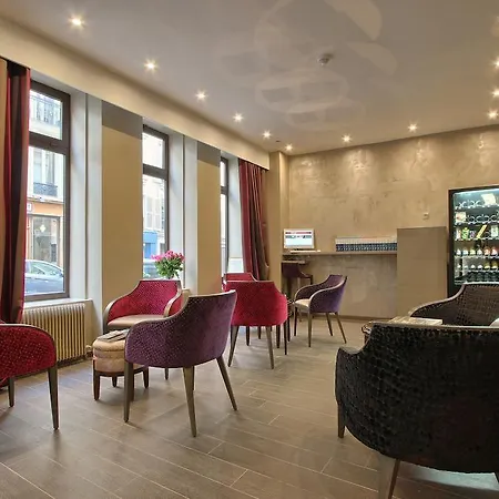 Margaux Opera Montmartre Hotel 3*